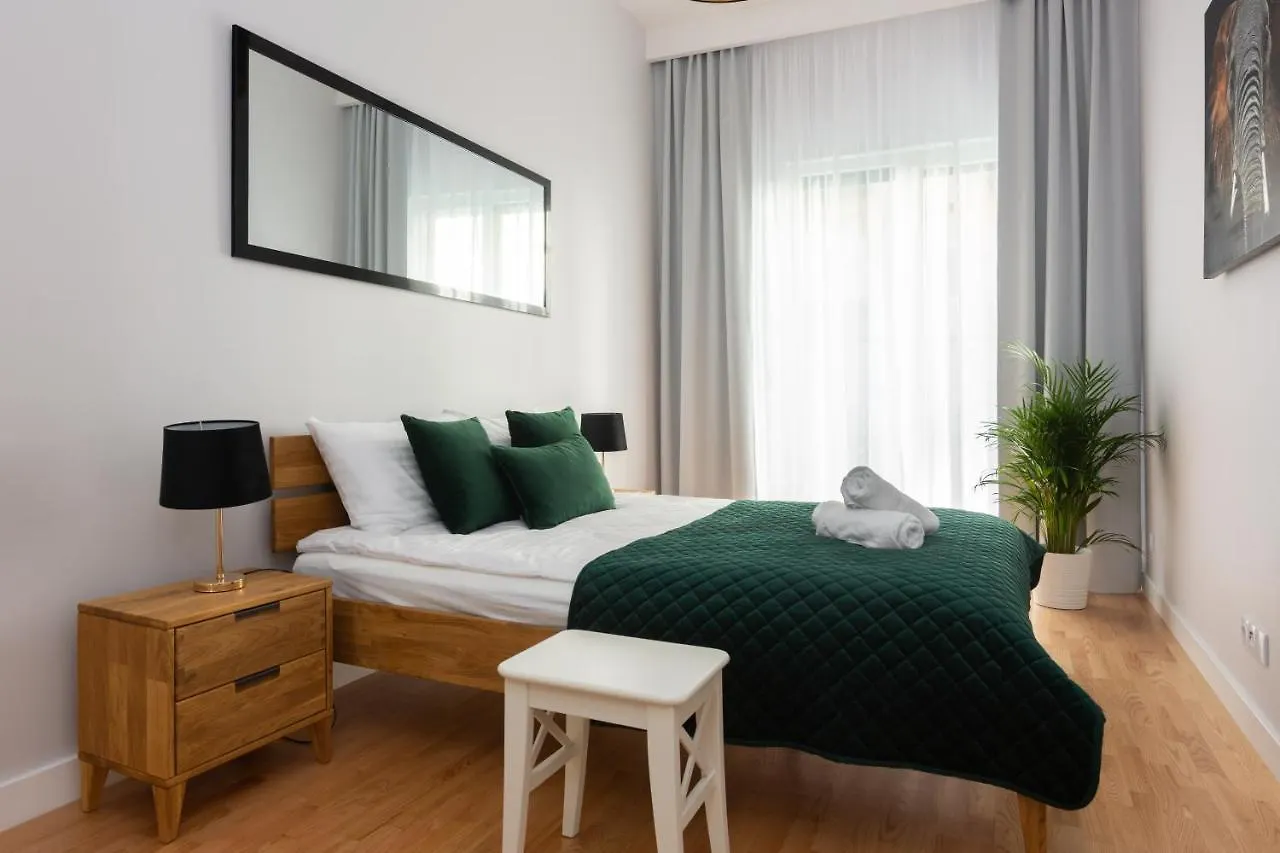 Millennium Express Green Warsaw Apartment